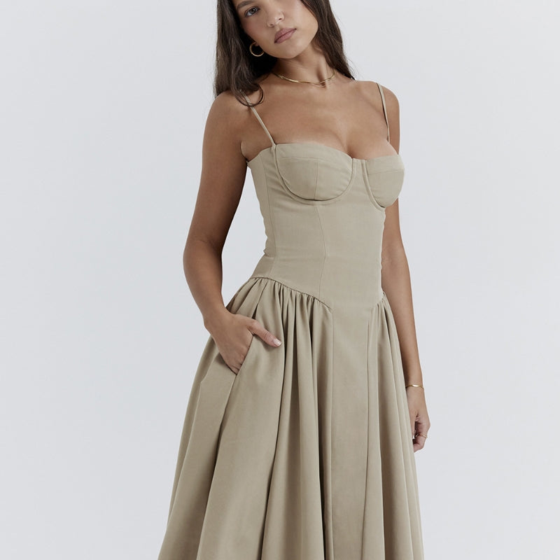 Tirantes y Elegancia: Vestido Francés